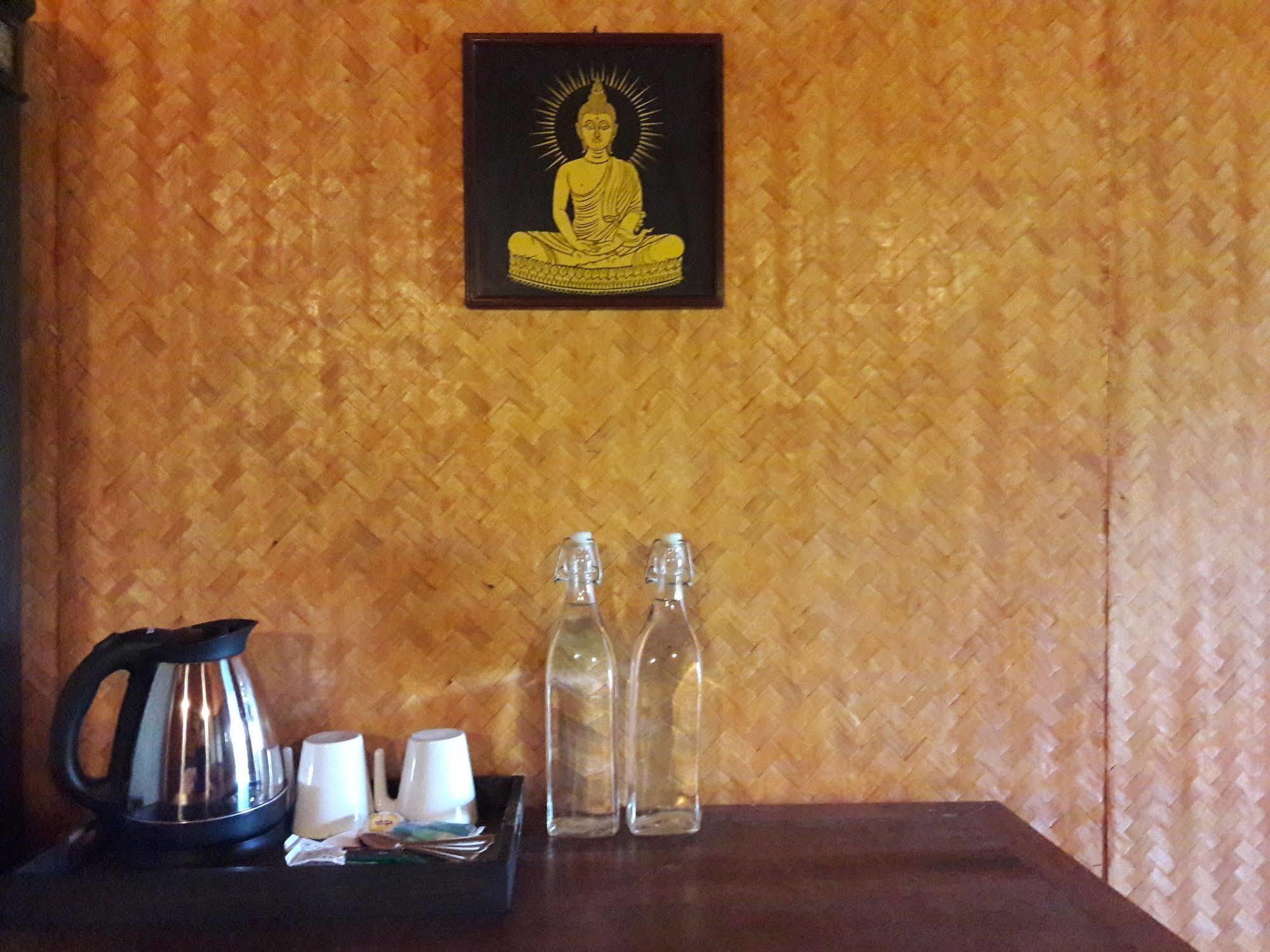 Little Village Chiang Mai Hang Dong Dış mekan fotoğraf
