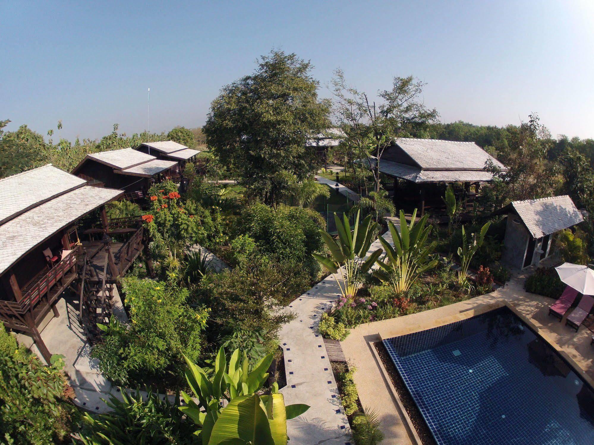 Little Village Chiang Mai Hang Dong Dış mekan fotoğraf